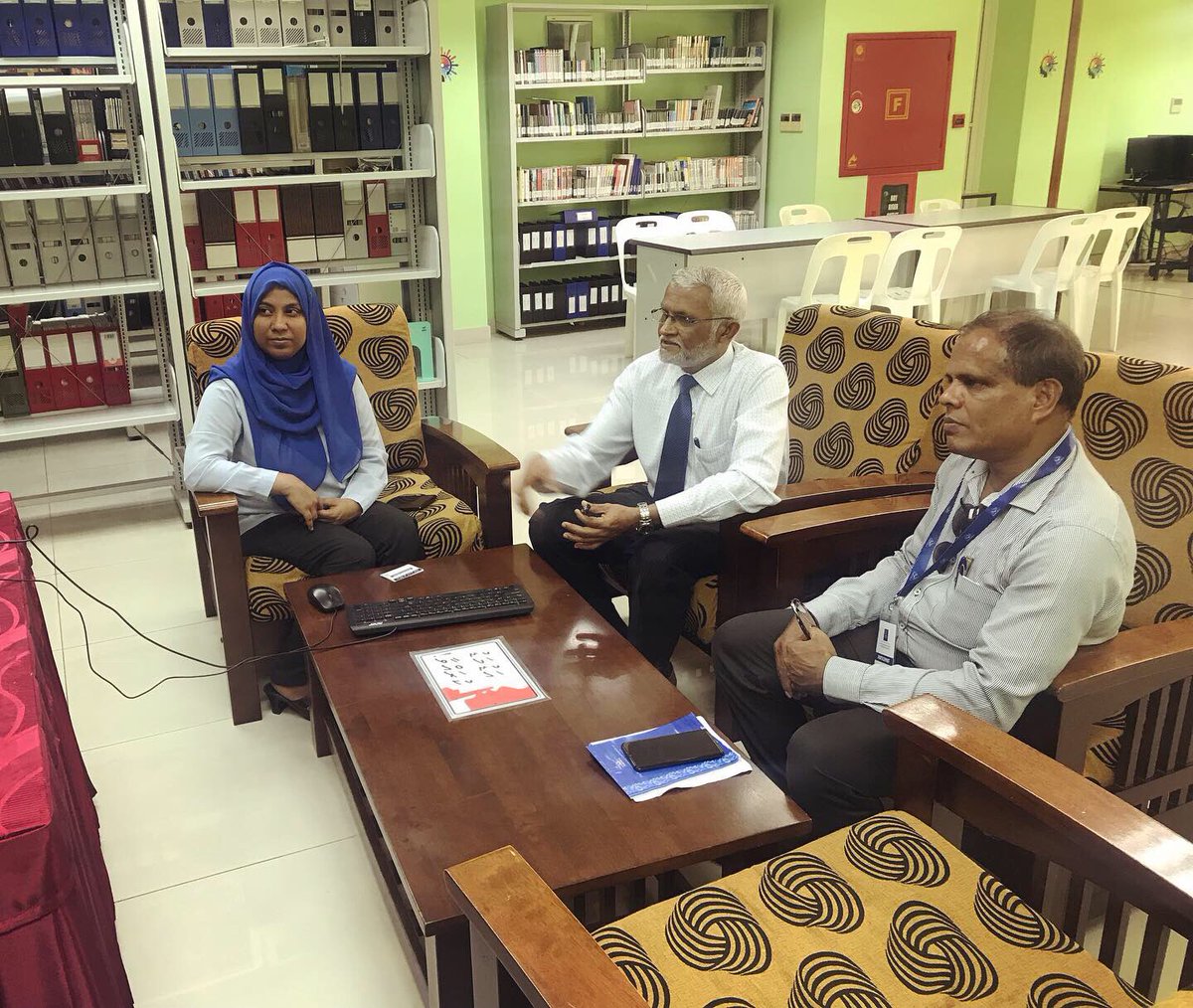 MNULibraries's tweet image. ::It was a pleasure to meet Mr. Ahmed Ali Mohamed Manik::
We appreciate the time given for us to introduce Saruna and we thank you for the interest shown to contribute your writing to the database
#Saruna #mnulibraries
