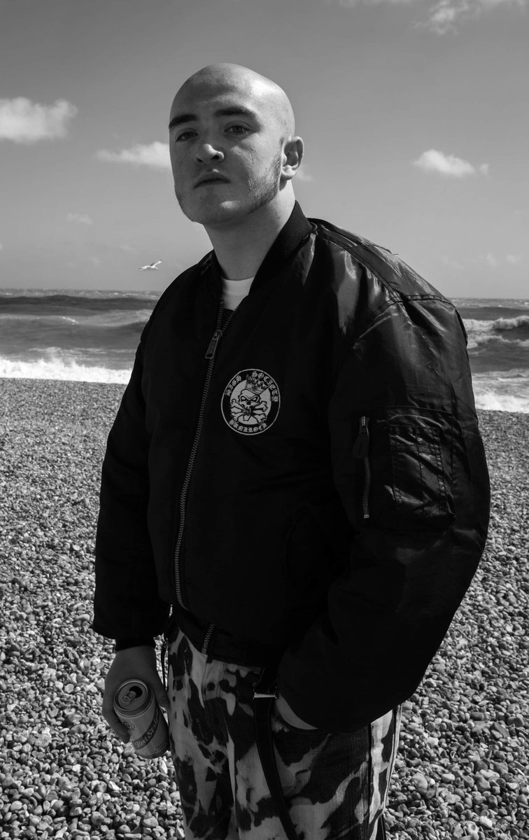 lloyd_tia's tweet photo. Somthing New - Brighton 2019 (The Great Skinhead Reunion #skinhead #subculture #British #ska #twotone #oi #punk #photographer #photography #Documentary #documentaryphotography https://t.co/oZjZfO7aLb