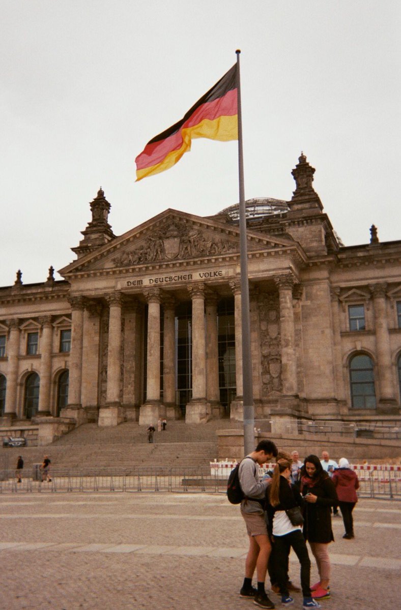 frantasdaddario's tweet image. berlin on film;

// #frantasticmonday
@connorfranta //