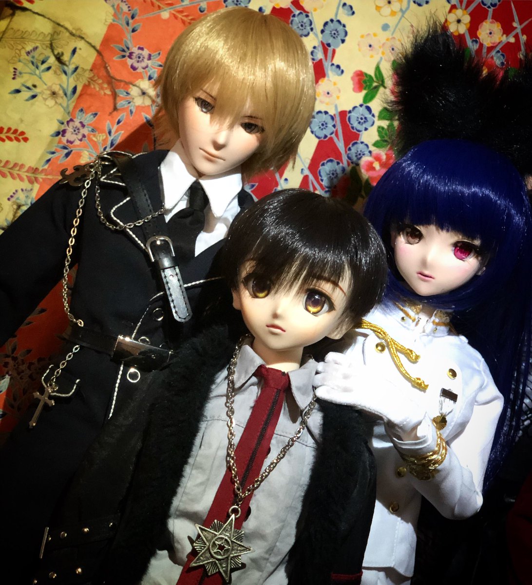 CyborgHenshin's tweet photo. My vinyl kids. #dollfiedream #smartdoll #volksdd #secretcross #obitsu #ドルフィードリーム #うちのこかわいい #smartdolleiji https://t.co/HZDrjndGp4