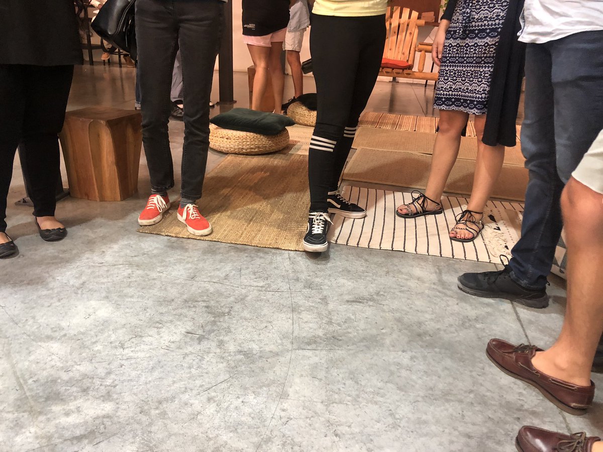 SafeSpaceDubai's tweet photo. [Meetup #12]

Our theme was “Relationships”. Focusing more on the more personal and intimate aspect of it. It was a very cozy &amp; intimate Meetup🤗💘 #Dubai #SafeSpaceDubai #AlSerkalAvenue #A4Space https://t.co/Ah9R2NYjKZ