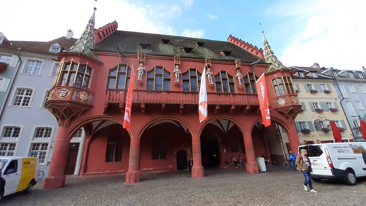 mazi_mazur's tweet photo. The cutest conference venue ever! Hallo Freiburg! #SmashingConf https://t.co/5Mcq9g7scf