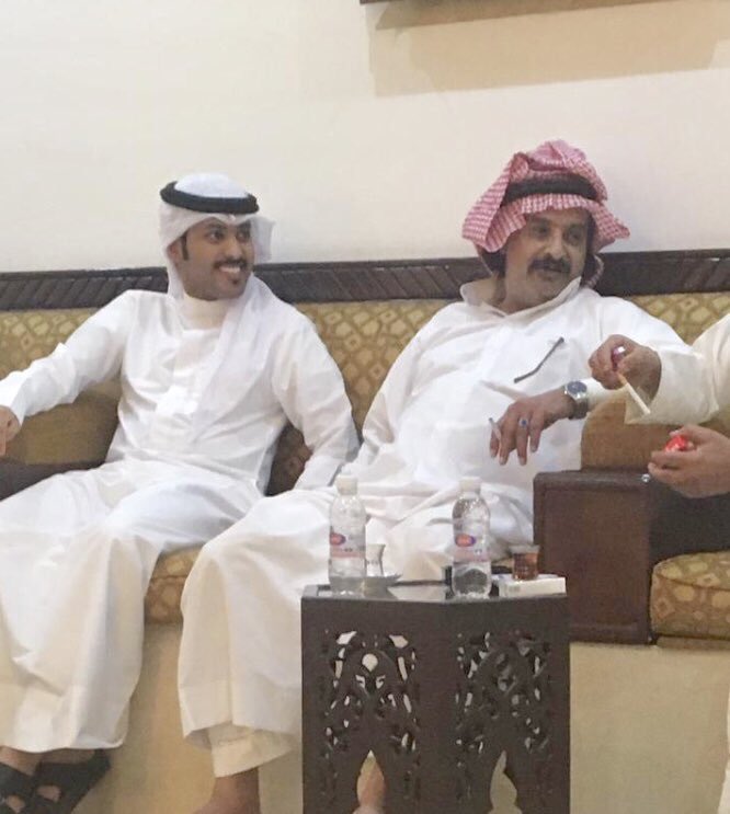 alKhayari9's tweet photo. الشاعر / ناصر بن مرسال والشاعر/ منيف منقرة في ضيافة الشاعر / خالد سعود العجوني. https://t.co/90zynxSWWv