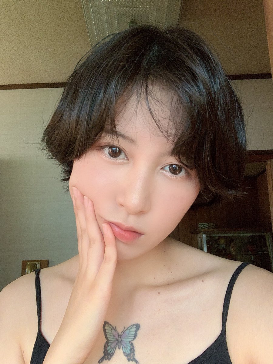 cyborg_75's tweet photo. ショートヘアー https://t.co/bwrzsRrdac