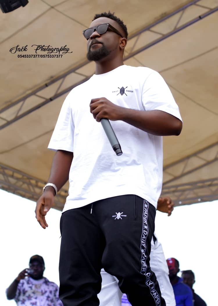 hubghlive's tweet photo. History was made in #Saltpond On The #1st September 💞
Cc. #SackPhotography
. . .
#sarkodie
#jameskorsahbrown
#enobarony
#bismakthejoke
#kalybos
#stayjay
#djmensah
#djpakorich
#Lokal
#drduncan
. . .
#hubgh https://t.co/M9FHEzQfQv
