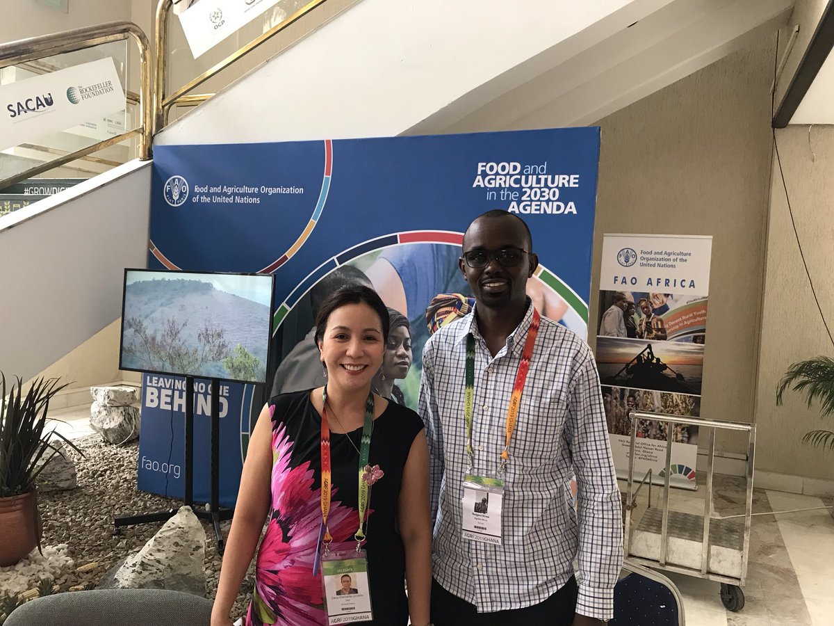 rodgers_kirwa's tweet photo. Last week was a great one having took part in #AGRF2019 at Accra, Ghana ๐ฌ๐ญ. We learnt a lot and even made new friends .
It was a great honor meeting @wandieville ,@paulatsu2323 ,@DaisyLeoncio,@iapad , @samcrep ,@kenloh and many other new & old friends .
#AgribusinessTalk254 https://t.co/RUyiywjYCQ