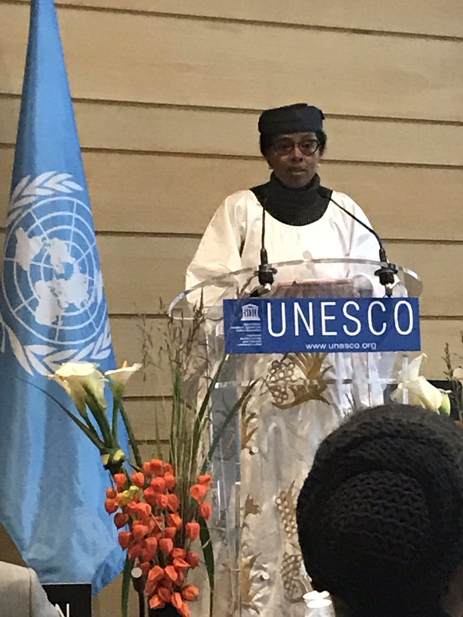 melody_isnard's tweet photo. The international conference on literacy and multilingualism is starting at UNESCO headquarter in Paris. Embracing linguistic diversity in education and literacy development is central to build an inclusive society. @Microsoft_EDUFR @alexajoyce https://t.co/fYn3a7IdVd