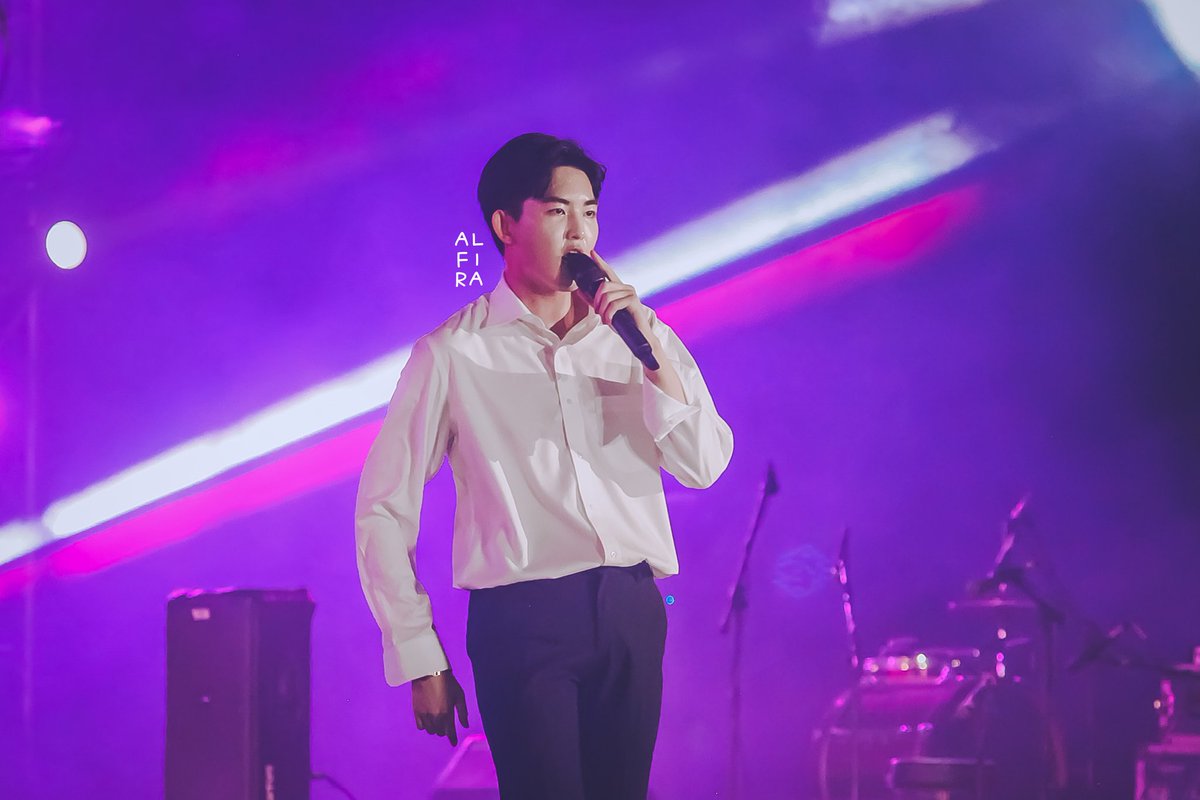 peauchie's tweet photo. 190907 리온파이브 at SIPA #리온파이브 #RionFive #장유성 #Yoosung #SIPA2019 https://t.co/hDWvJXxSzn
