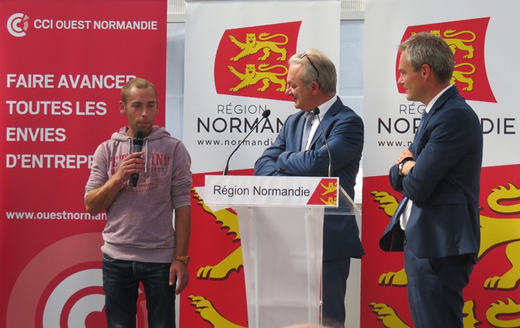 Dans le #Cotentin, face à une pénurie sur le métier de #soudeur, acteurs de la #formation et de l’#emploi engagés avec les industriels et <a href="/RegionNormandie/">Région Normandie</a> dans un tour de table orchestré par la <a href="/CCIOuestNormand/">CCI Ouest Normandie</a>  normandinamik.cci.fr/action-soudage… youtu.be/D8NTnww9QPg via <a href="/YouTube/">YouTube</a>