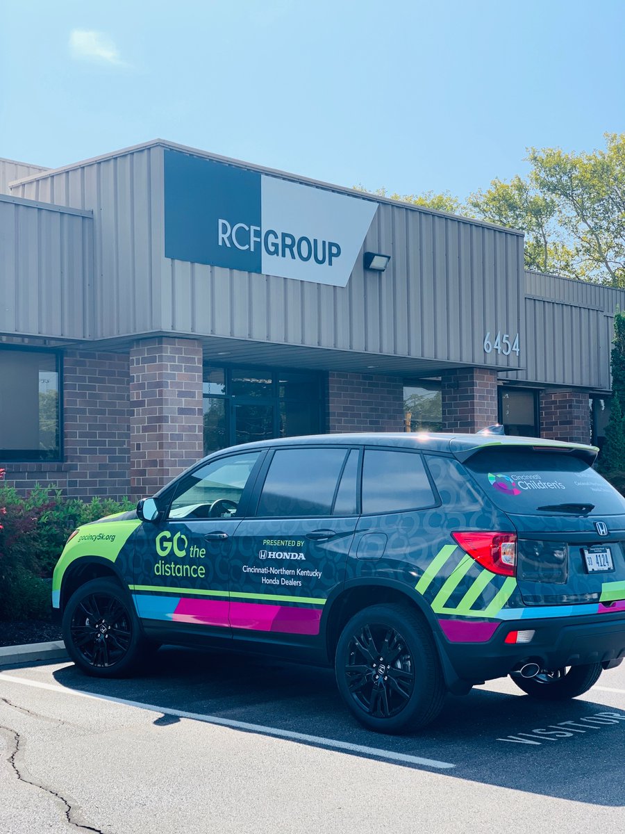 #MotivationMonday Look who stopped by to see us!! Cant wait to see our friends at the @CincinnatiChildrensMedicalCenter at the Go The Distance for Cincinnati Childrens event this Saturday!
.
.
#Cincinnati #Gothedistance #rcfgroup #cincinnatichildrens #cchmc