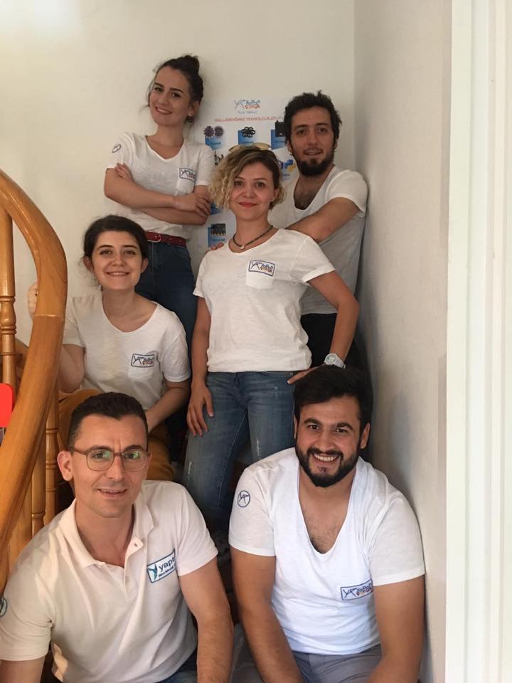 Yapan Çocuk ekibi olarak 7 Eylül Cumartesi günü tanışma etkinliğimize katılıp yanımızda olan tüm ziyaretçilerimize sonsuz sevgi ve teşekkürlerimizi sunarız. Keyifli bir gün daha bitirdik. Gelemeyen herkesi bir dahaki sefere bekleriz.
Mutlu günler 💛🎉🌸
#happydays