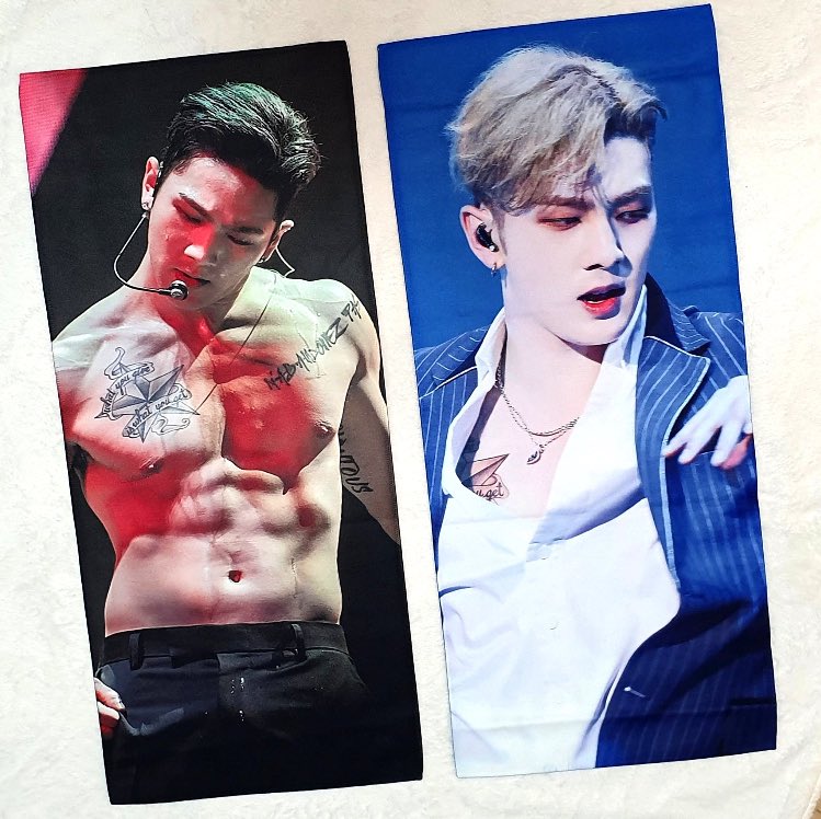 3701shop's tweet photo. Hey loves, someone interest in this slogan? We can probably pick this up in taipei. 
Please DM asap. It will close soon. 
Price is 26 usd excl shipping fee.

#NUEST #뉴이스트 #백호 https://t.co/dQXYVOwndp