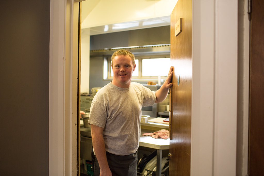 Loaf Catering tweet media