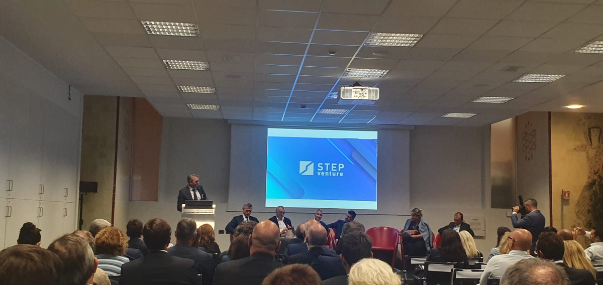 killermedia's tweet photo. Sulla mia pagina di #facebook c'è l'album con le #foto della Mission alla @BorsaItalianaIT a #Milano con @GennaroTesone
Siam stati Invitati all'#ItalianEquityWeek a presentare @StepFund, progetto che vuol presentare il primo fondo quotato #venturecapital
https://t.co/xAnW3tcThT https://t.co/8kxdM7V2ta