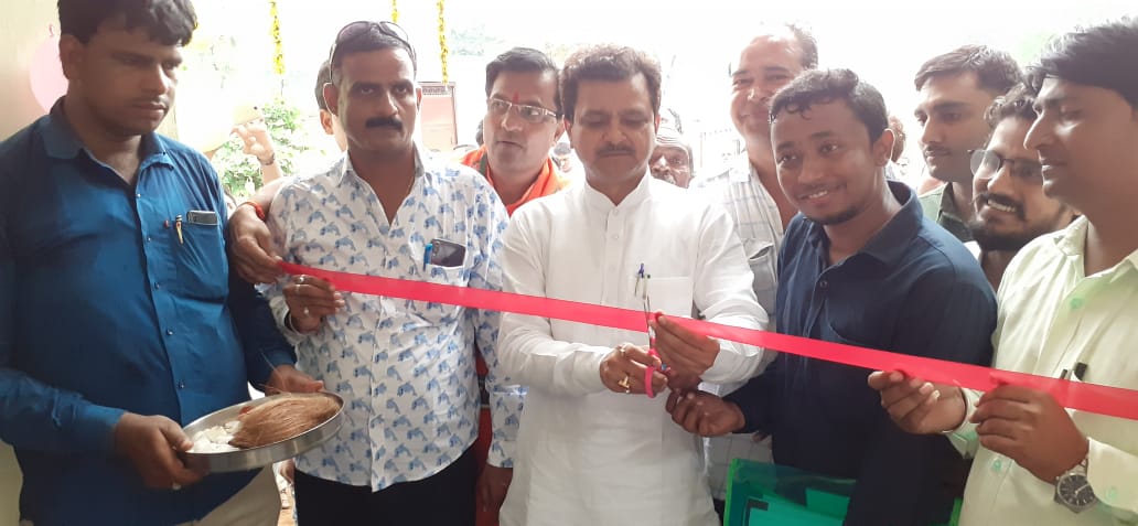 tini_tatatrusts's tweet photo. Inauguration of Asro Anganwadi center in Karauli District of Rajasthan by Member of Parliament Dr. Manoj Rajoriya. AWCs making a difference.
@tatatrusts
#poshanmaah #tatatrusts #projectmakingithappen https://t.co/LdfqGuXI7g