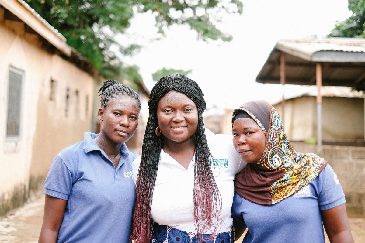Dorcas, Patience and Fati spreading the #samasamafeeling on a Monday morning. We #lovemondays!!!