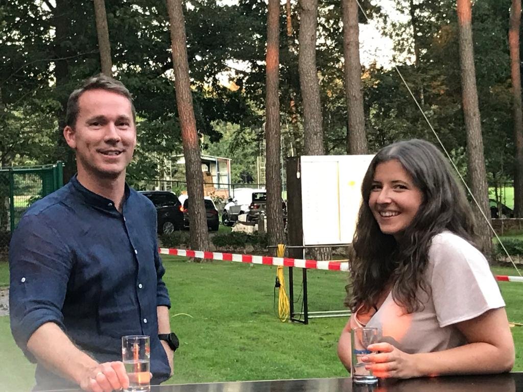 jobrouns1's tweet photo. Mijn nieuw avontuur in het @vlaparl begint binnenkort. Een hele uitdaging die ik niet helemaal alleen zal aangaan. Maak kennis met @LindeVenken Ze zal mij als parlementair medewerker bijstaan in mijn dagdagelijkse activiteiten. 
Lees meer 👉https://t.co/MLj6uQU2Rz https://t.co/920G32DAUi