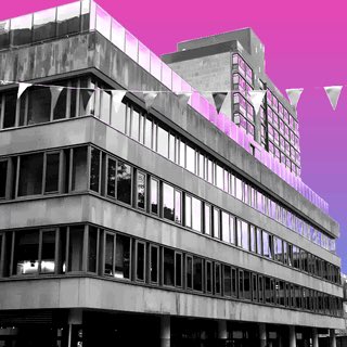 LLCatEdinburgh's tweet photo. Forget the rain ☔️We’re awash with colour and waiting for you! #edwelcome #firstdayatuni #newstudents @AsianStudiesEd @cat_llc @celtscotued @IMESuoe https://t.co/VlOcDoQA01