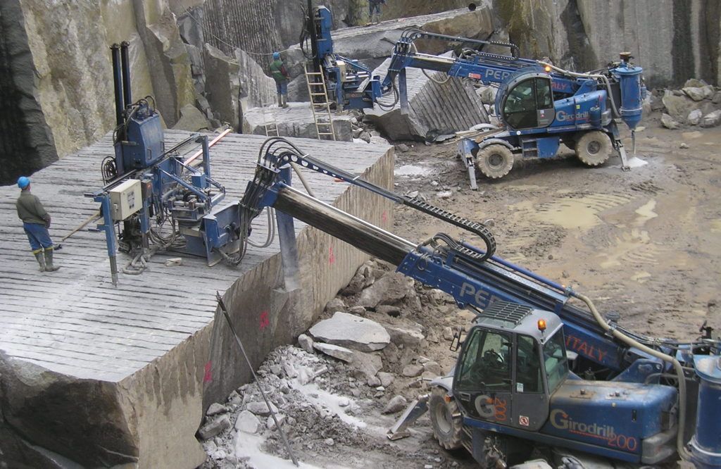 GranitBretagne's tweet image. Connaissez-vous les différentes techniques d'#extraction ? 
☑ Par #explosif
☑ Par #sciage au câble diamanté
☑ Par #débitage / équarrissage