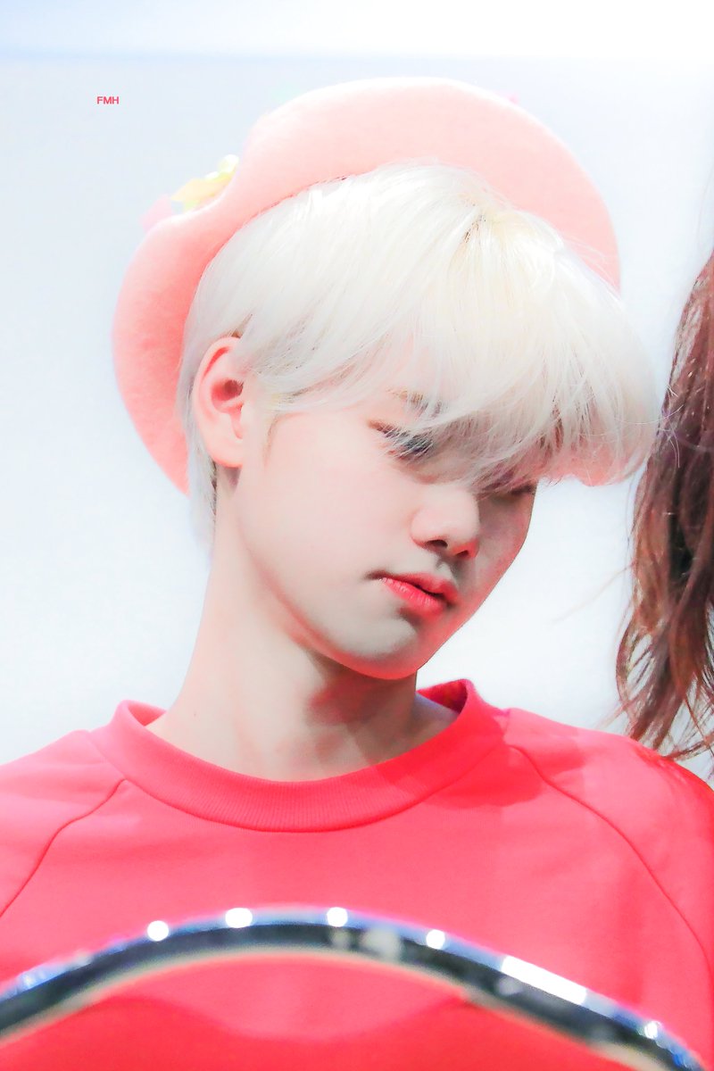 MNadeul's tweet photo. 190908 #X1 #엑스원 #강민희 https://t.co/lbaY20CQ05