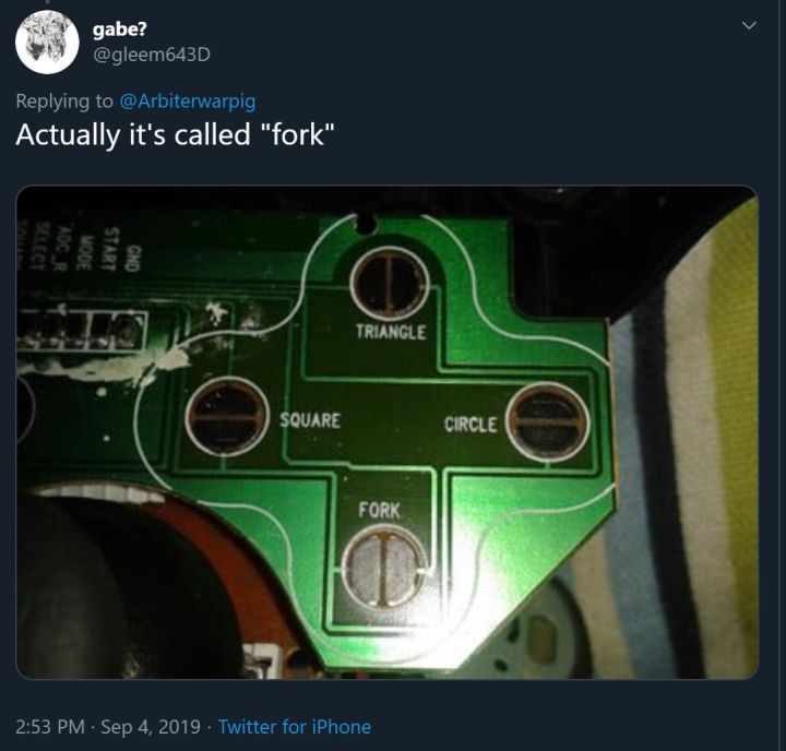 TrueStarGame's tweet image. What Trickery is this!!!  First it's a EX..  then a Cross..  Now we uncover its a Fork? The Playstation X (EX) Button will never be the same!! #XButton 
@PlayStationUK