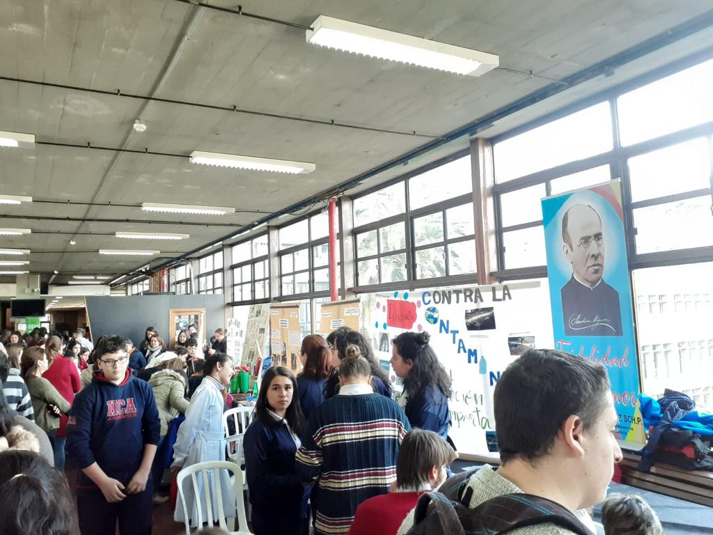 The Anglo School tweet media