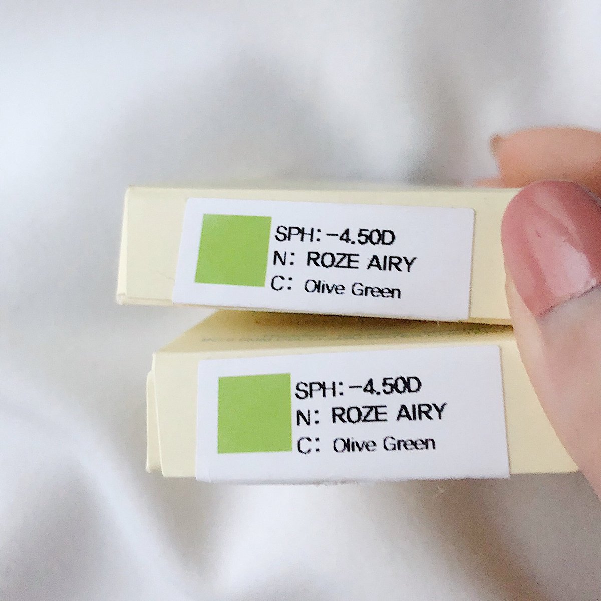 merireview's tweet photo. โห เหมือนตาน้ำตาลอมเขียวแต่เกิดเลยจ้า คอนแทคยอดฮิต i-dollens รุ่นใหม่ airy นางนัวกว่าเดิมอีก ใส่ทีไรมีแต่คนถาม อันนี้สี olive green น้ำตาลอมเขียวนิดๆ ลูกครึ่งมากก สีสวย ชอบ เนียนๆดี ไม่โป๊ะ
คู่ละ 400 บาท เป็นรายเดือนนะ นี่ซื้อจากร้าน @wannabuy_shop ค่า https://t.co/cDAfmvG8RR