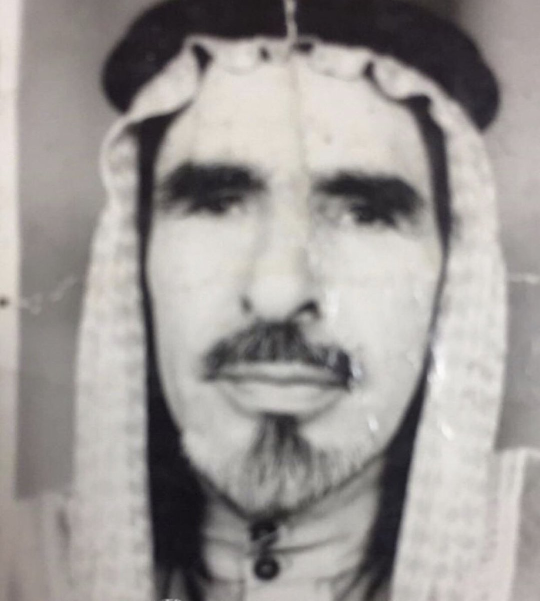 nwWhhDmMbEdqJGI's tweet photo. الشيخ كليب ابن مجول الشعلان رحمه الله https://t.co/YKdxplB8YY