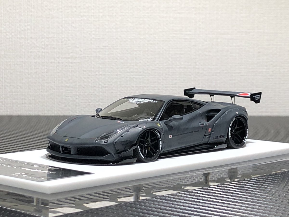 rx7aki's tweet photo. 恒例のノーマルZero Fighterと比較！
Darkカラーは渋くて格好いい！
次に出るのはアヴェンタドールかな？
楽しみです🤗
ではまた👋 https://t.co/W5oLSiMnmj