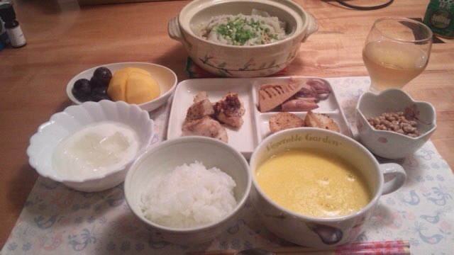 りょーじー 前田敦子さんのお母さん作の朝食おいておきますね