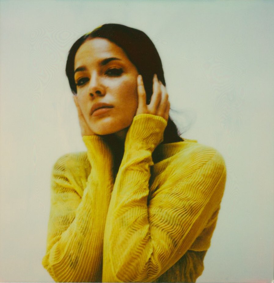 halsey's tweet photo. 4 days till graveyard https://t.co/XfjbIvfAZE