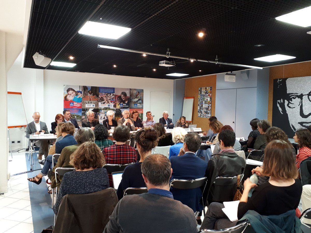 emmaus_france's tweet photo. Après son lancement il y a 1 an, où en est la #StratégiePauvreté ? Les membres du collectif @Alerte et le président d'#Emmaüs vous disent tout sur les conditions de vie des plus précaires #santé #logement #emploi #solidarité https://t.co/MJIhel4tHL