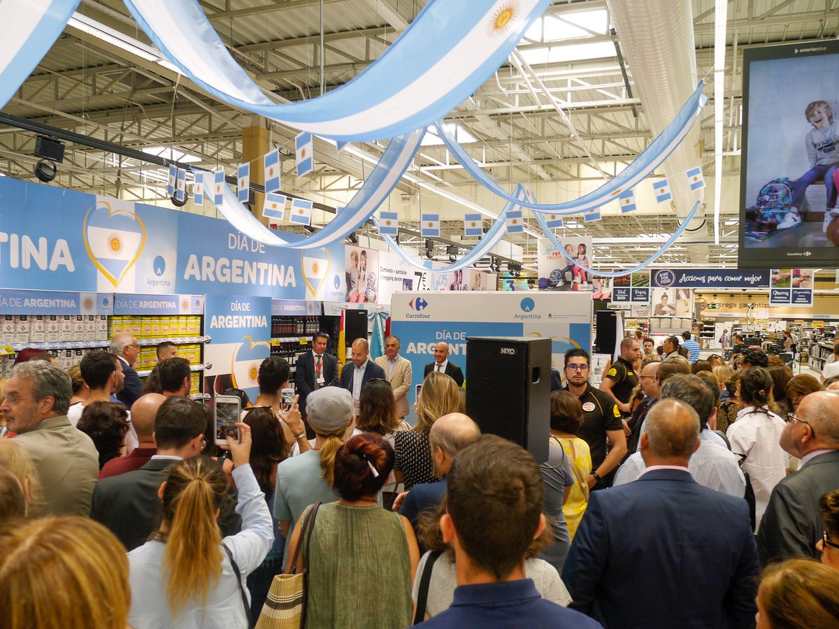 Mercaimpex's tweet photo. El pasado viernes 30 de agosto en Carrefour Majadahonda, presentamos nuestros cortes de carne argentina con motivo de la inauguración del "Día de Argentina". https://t.co/CWMHHZRbEn