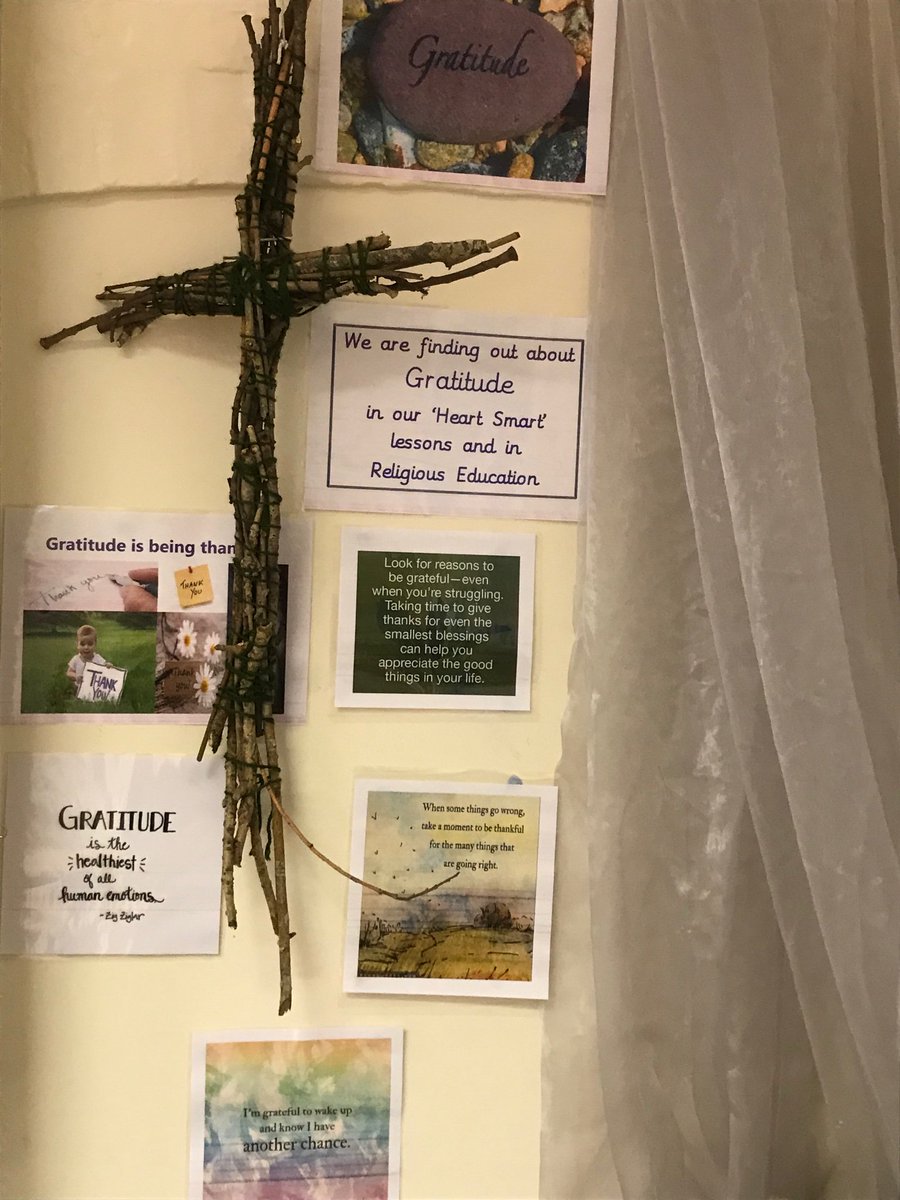 SouthBaddesley's tweet photo. Helping children to understand gratitude can help them to live more peacefully and happily. Paddington class have a beautiful gratitude display to inspire them. #well-being https://t.co/ted1UbMWvM