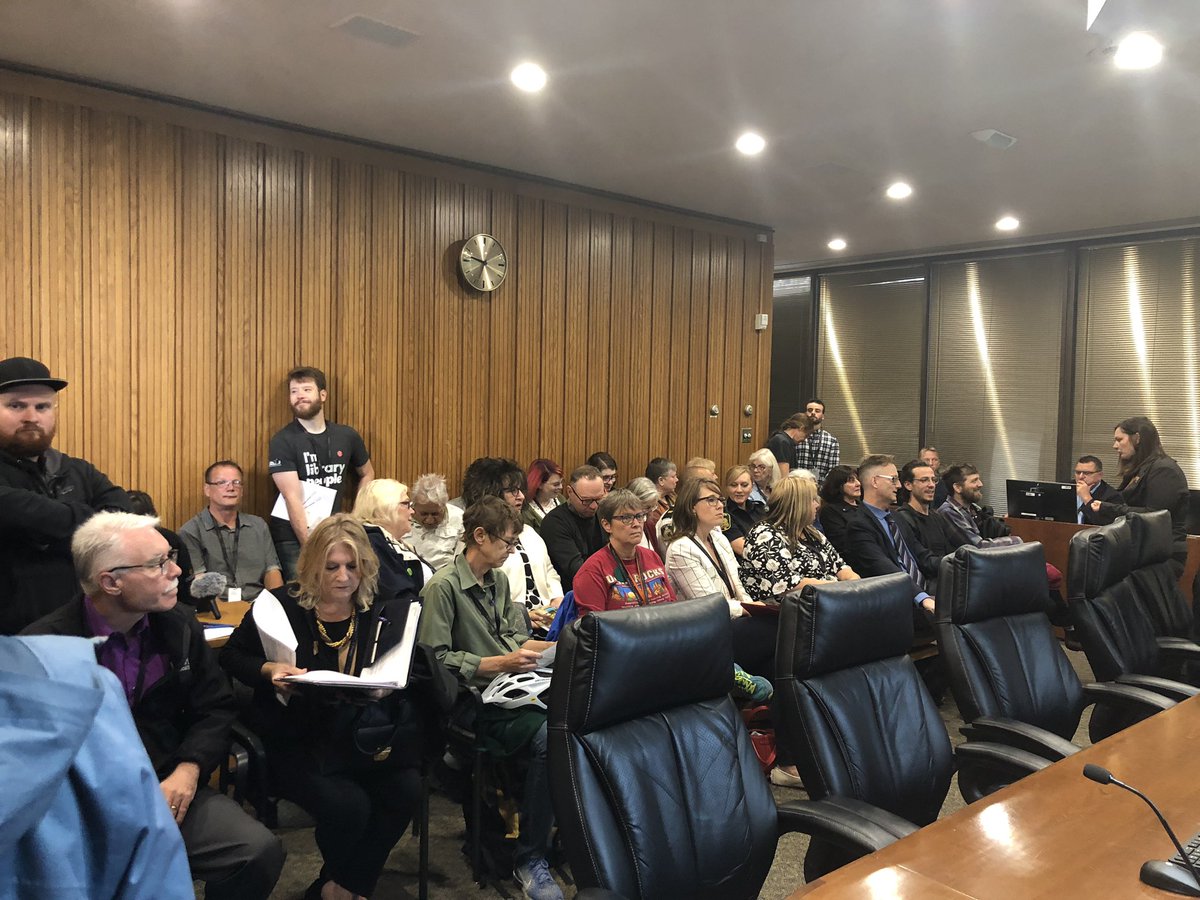 ECoopsammy's tweet photo. Packed room at @cityofwinnipeg for #ProtectionandCommunityServices. @Millennium4All here to talk more about report on increased security measures at #MillenniumLibrary. @CBCManitoba https://t.co/ZHX4FJvQkX