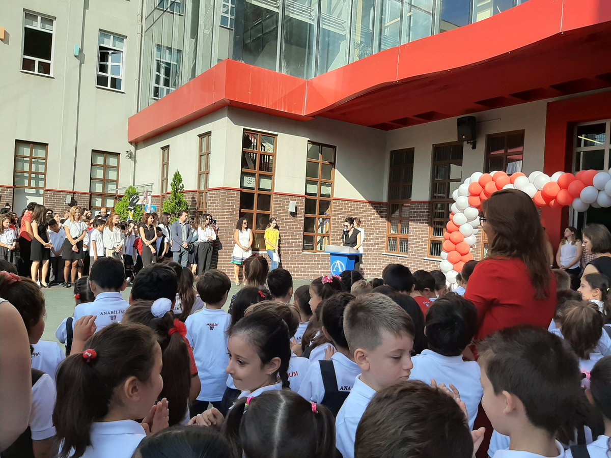 NeSiLcE's tweet photo. Yeni eğitim-öğretim yılımız hayırlı uğurlu olsun...
#anabilim #anabilimegitimkurumlari #anabilimsancaktepekampus
@Anabilim_Egitim https://t.co/LYkJPgTNXq