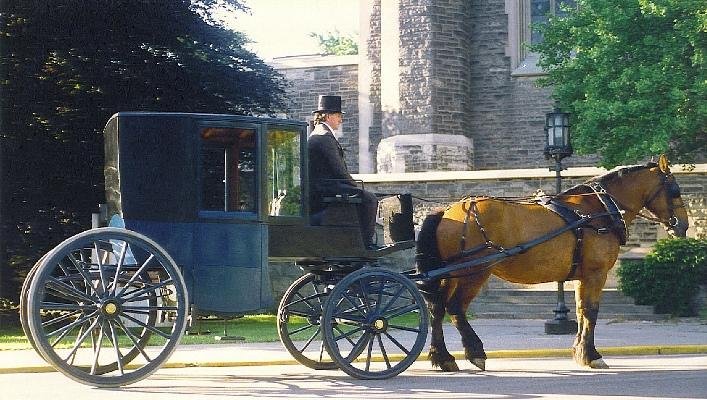 фаэтон в россии карета 19 век. первая карета. первая карета. брогэм кэб. первая карета.