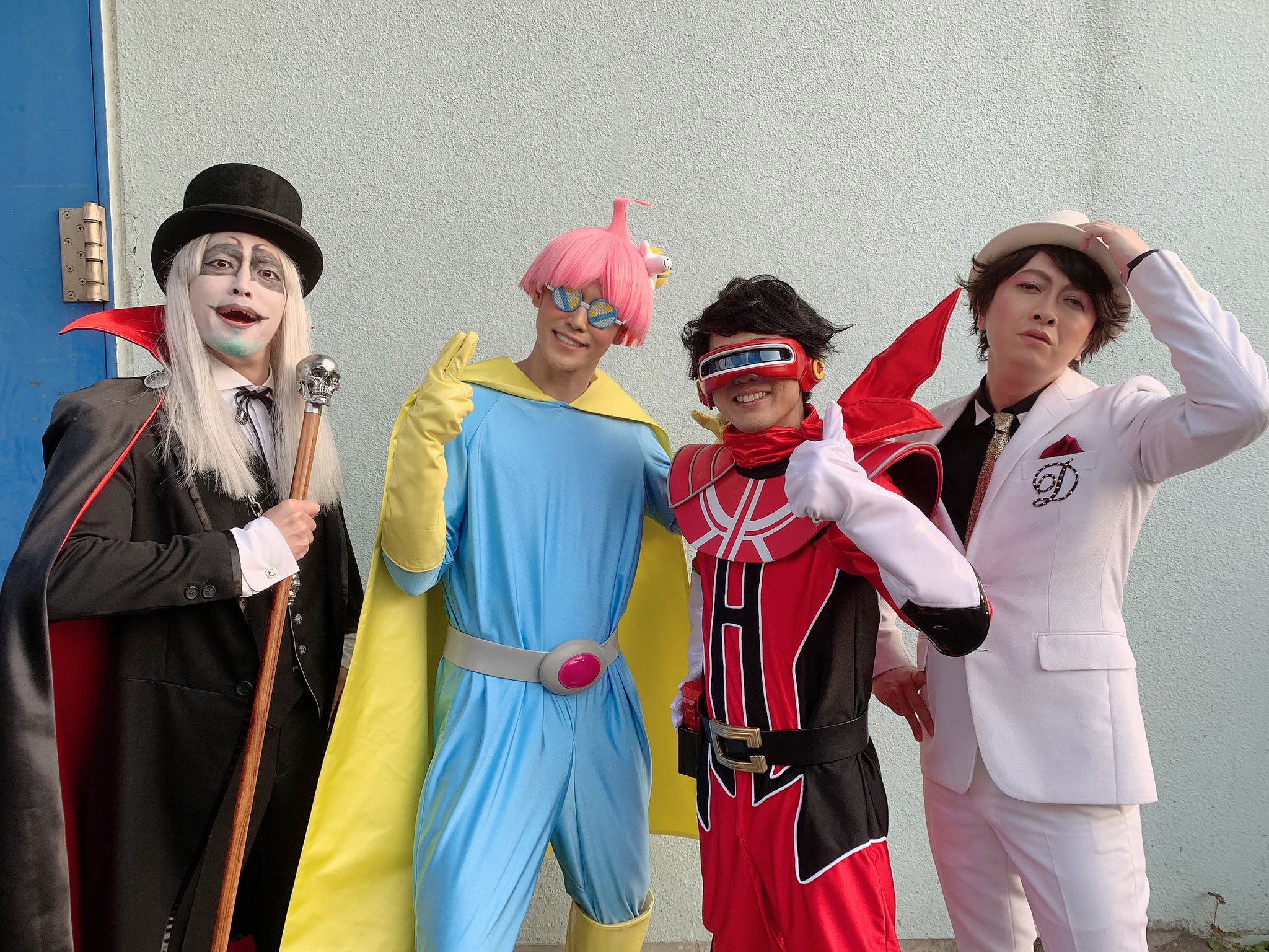 H O H I Blazing 幕間のコント ぼくらはヒーロー 出演者 左から ターコイズ男爵こと しゅんりー男爵 高木 俊 ぼくはヒーロー 宮野真守 ゴッドバレーマン 神谷浩史 小野大輔 小野大輔 Www 早く完全版が観たいね 宮野真守 H O H I Blazing 幕間のコント ぼくらはヒーロー 出演者 左から ターコイズ男爵こと しゅんりー男爵 高木 俊 ぼくはヒーロー 宮野真守 ゴッドバレーマン 神谷浩史 小野大輔 小野大輔 Www 早く完全版が観たいね 宮野真守