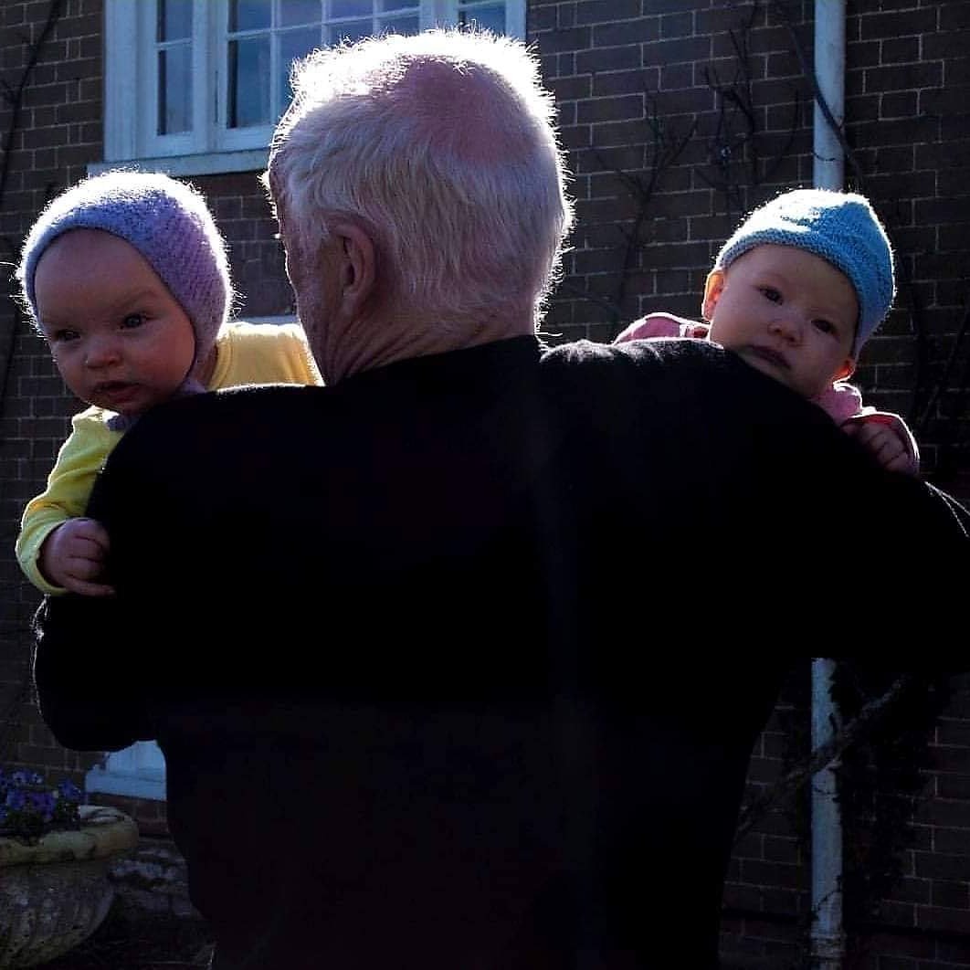 CFloydstock's tweet image. Bom Dia, Confraria...

#davidgilmour #pinkfloyd #progrock #classicrock #rock #music #musica #grandpa #grandfather #netos #grandsons #confrariafloydstock #bomdia #goodmorning