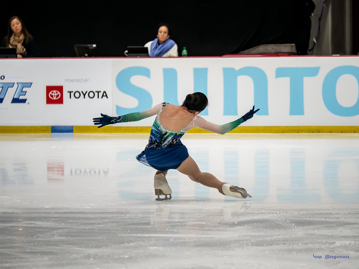 InTheLoPodcast's tweet image. And to finish off our photos from #JGPLakePlacid, #JessicaLin 🇺🇸 skated a moving and beautiful tribute to #YuzuruHanyu's "Hope and Legacy" Free Skate from the 16/17 season - with a stunning costume to match! ✨