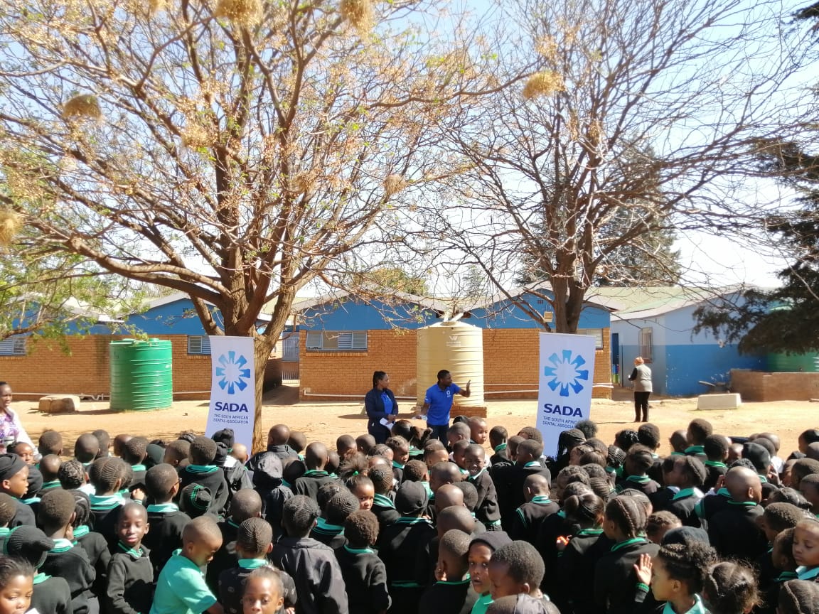 SADentalAssoc's tweet photo. The SADA Professional Development team's second stop at Tsitsiboga Primary in Khutsong.
#WOHM #WOHM19 #WorldOralHealthMonth #SayAhh #SADA #SADA19 https://t.co/9JYToo4fnY