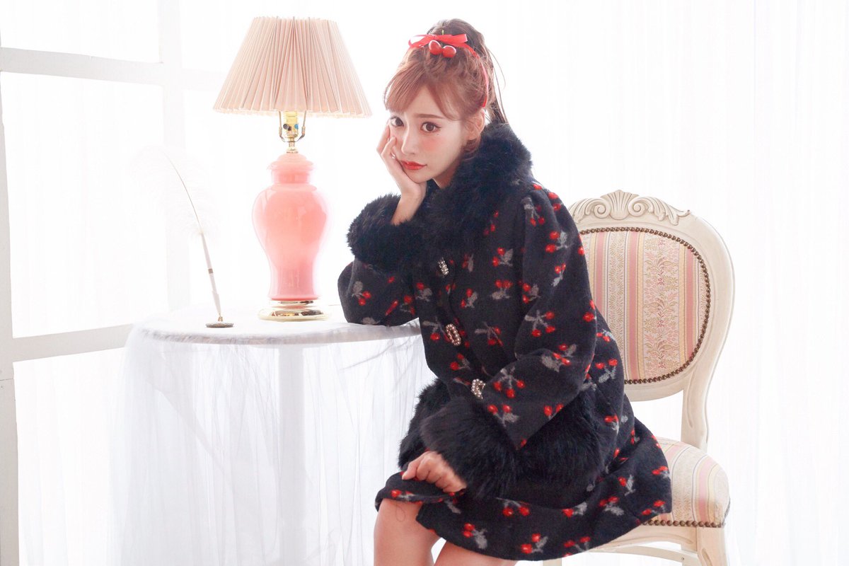 スワンキス　SWAN KISS 明日花キララ コラボ チェック　セットアップ上下 🖤🍒明日花キララコラボ🍒🖤 Kirara wool C/Tの ご紹介でございます