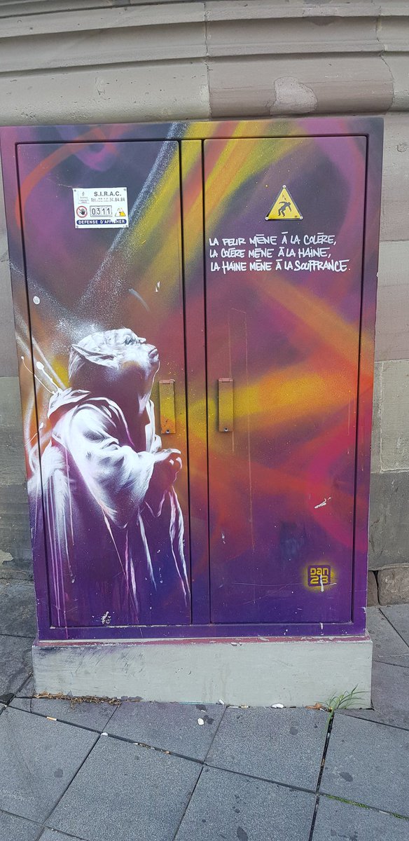 _c_o_n_t_a_c_t_'s tweet photo. #StreetArt #Urbanart #Strasbourg #ArtUrbain
May the force be with you
a #StarWars piece by #dan23 https://t.co/2P7JsFa4UJ