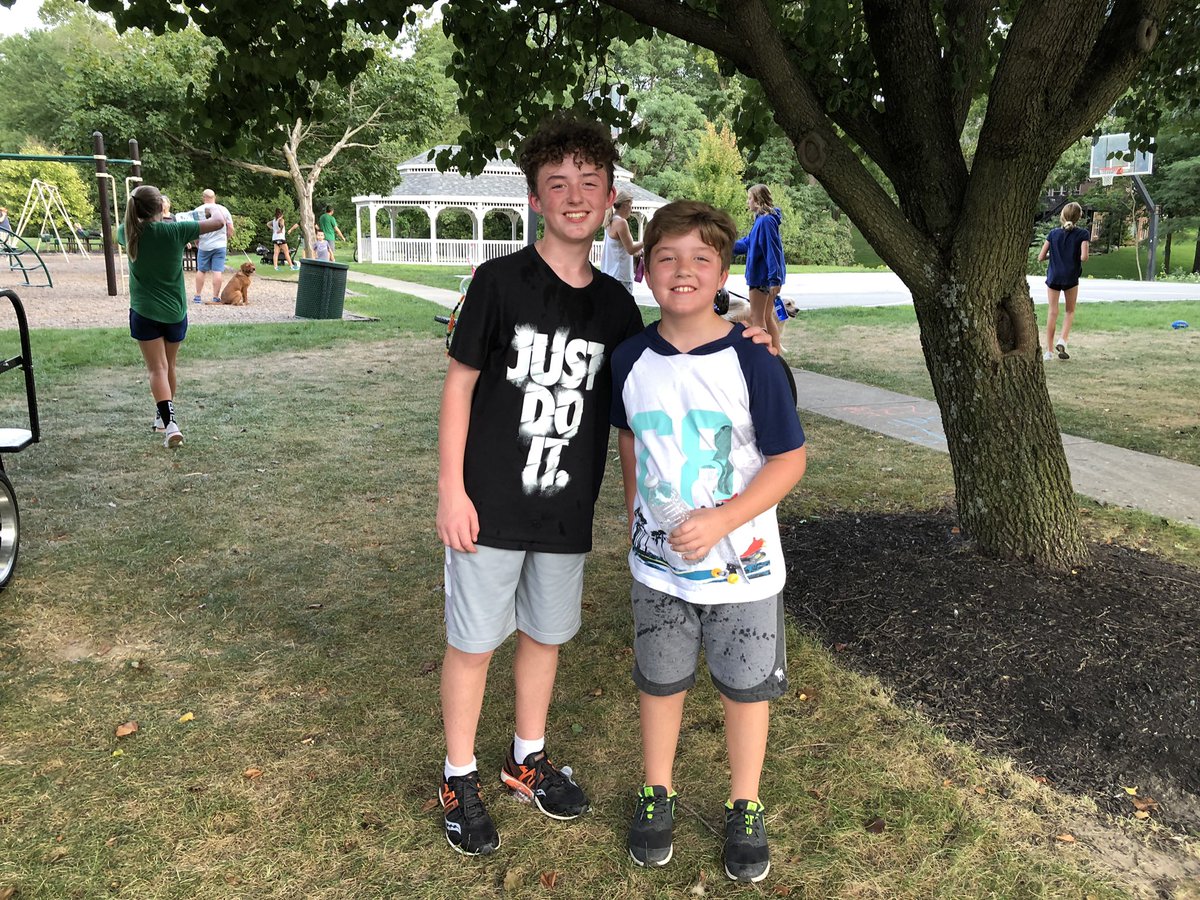 shift32319's tweet photo. On Sundays we dream big, set goals, connect with our neighbors, and unleash greatness #AroundFishers. It’s awesome. Looking forward to bringing this experience to a n’hood near you soon. #RunWithMe #AroundFishers #MentalHealthAwareness #CreatingConnections #UnleashingGreatness https://t.co/8a5zJU0fFG