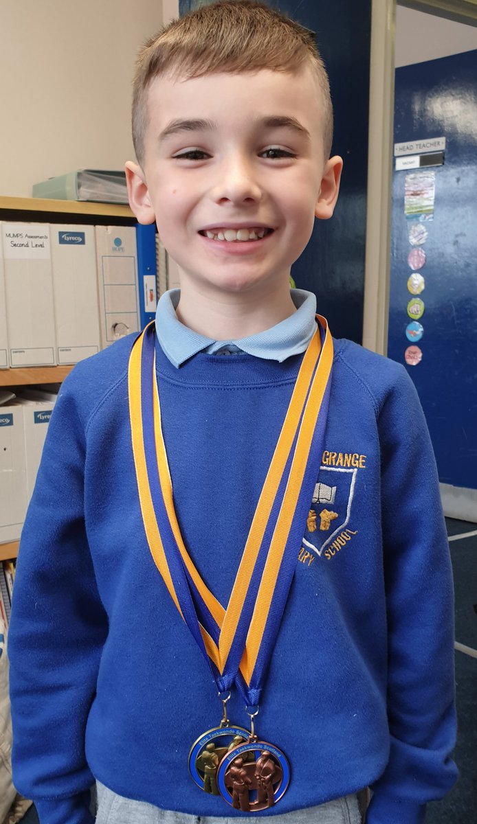 NewtongrangePS's tweet photo. Very proud of our P3 medal winner in taekwondo... bronze for fighting and gold for high kicks! #aspirebelieveachieve #feelingproud #talentedlearners #widerachievement https://t.co/164svV1eeq