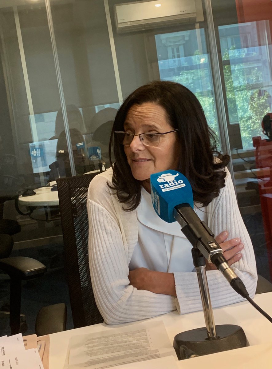 Somos una franquicia que otorga una relación de 20 años. Buscamos liderazgo y competitividad. Queremos socios que desarrollen el negocio como propio.
Luisa Masuet, General Counsel de <a href="/mcdonalds_es/">McDonald's España</a>
#franquicias #franquiciados #McDonald