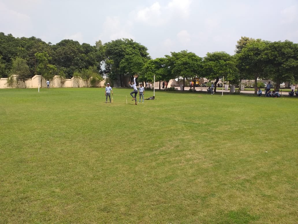 ramainstitute's tweet photo. STUDENTS PLAYING CRICKET IN CAMPUS.
#PhysicalActivity https://t.co/v9DbAgWbwR