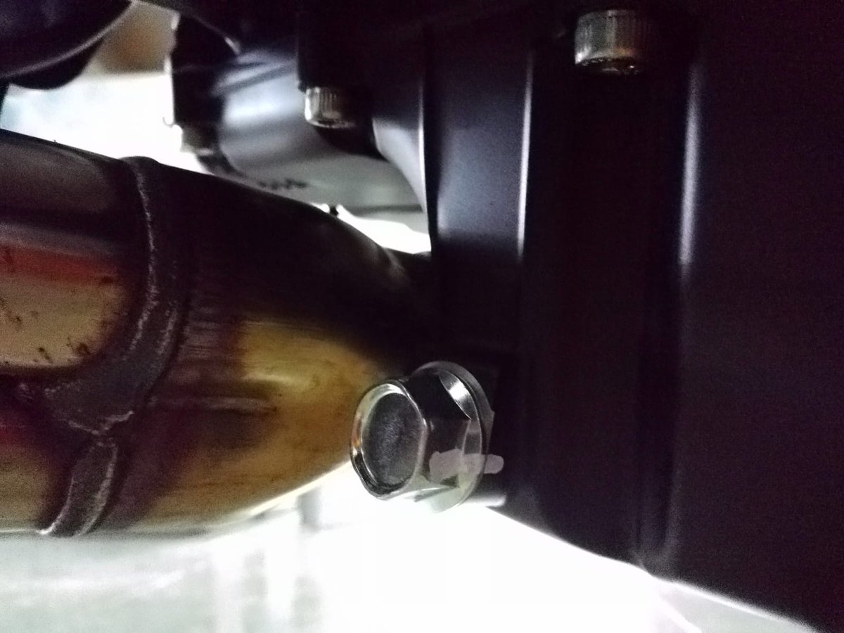 Los detalles que marcan la diferencia en nuestro concesionario! "Inspección final" 😜
.
.
#Yamalube #Yamaha #MotoGP #Oficialdealer #Service #Motorcycle #Sabadell #Yvssabadell #factoryracing