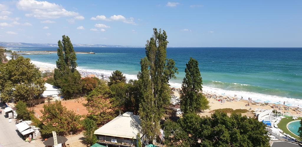 LofstromTuve's tweet photo. Looking forward to a couple of days in golden sands by the black sea, attending the #copa2019 conference. @JonkopingAI https://t.co/Fe9lFmGAvx