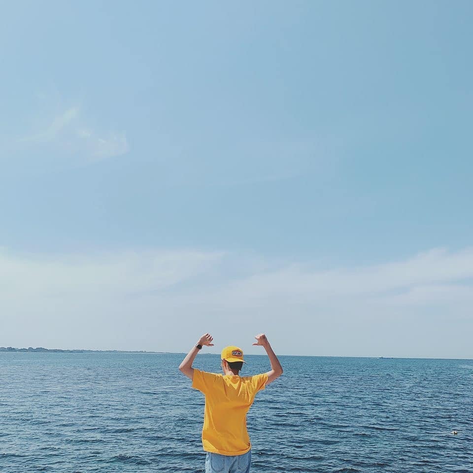 9tea_five's tweet photo. You're always my vitamin Sea. 💕 #NCTzenSelcaDay #HuangRenJun #Injoon https://t.co/aZgZaYVAzz